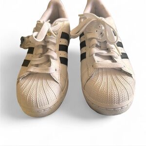 Adidas Superstar Sneakers